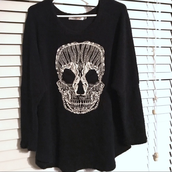 Sunny Girl Sweaters - Lace Skull Fuzzy Sweater